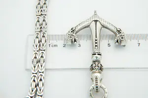 51 - Thomas Sabo skull anker hanger en een 1e geh. zilveren koningscollier kopen? Bied vanaf 340!