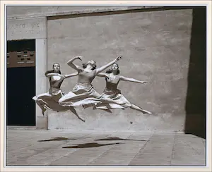 Imogen Cunningham - Three Dancers, Mills College, 1929 kopen? Bied vanaf 150!