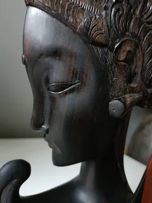 Niet of onleesbaar gesigneerd - Coromandel houten hoofd van Balinese danseres kopen? Bied vanaf 1!