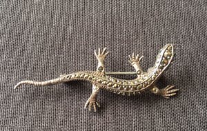 2e gehalte Zilver - broche in de vorm van een salamander met markasiet kopen? Bied vanaf 1!
