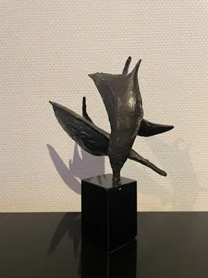 Bernadette Leijdekkers - Sculptuur - Wind in de zeilen kopen? Bied vanaf 50!