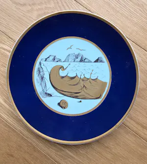 Salvador Dali - Porseleinen bord "Waterman/ Acuario" - diameter 21 cm - 75/5000 kopen? Bied vanaf 50!