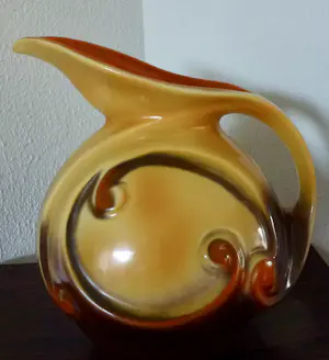 N.V. Porselein- en Tegelfabriek Mosa - Xxl Art Deco Snavelbek Kan Mosa Maastricht. kopen? Bied vanaf 175!