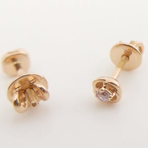 Pink Diamond Stud Earrings kopen? Bied vanaf 130!