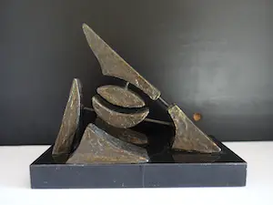 Brons (Onbekend) - Abstracte voorstelling in brons. kopen? Bied vanaf 75!