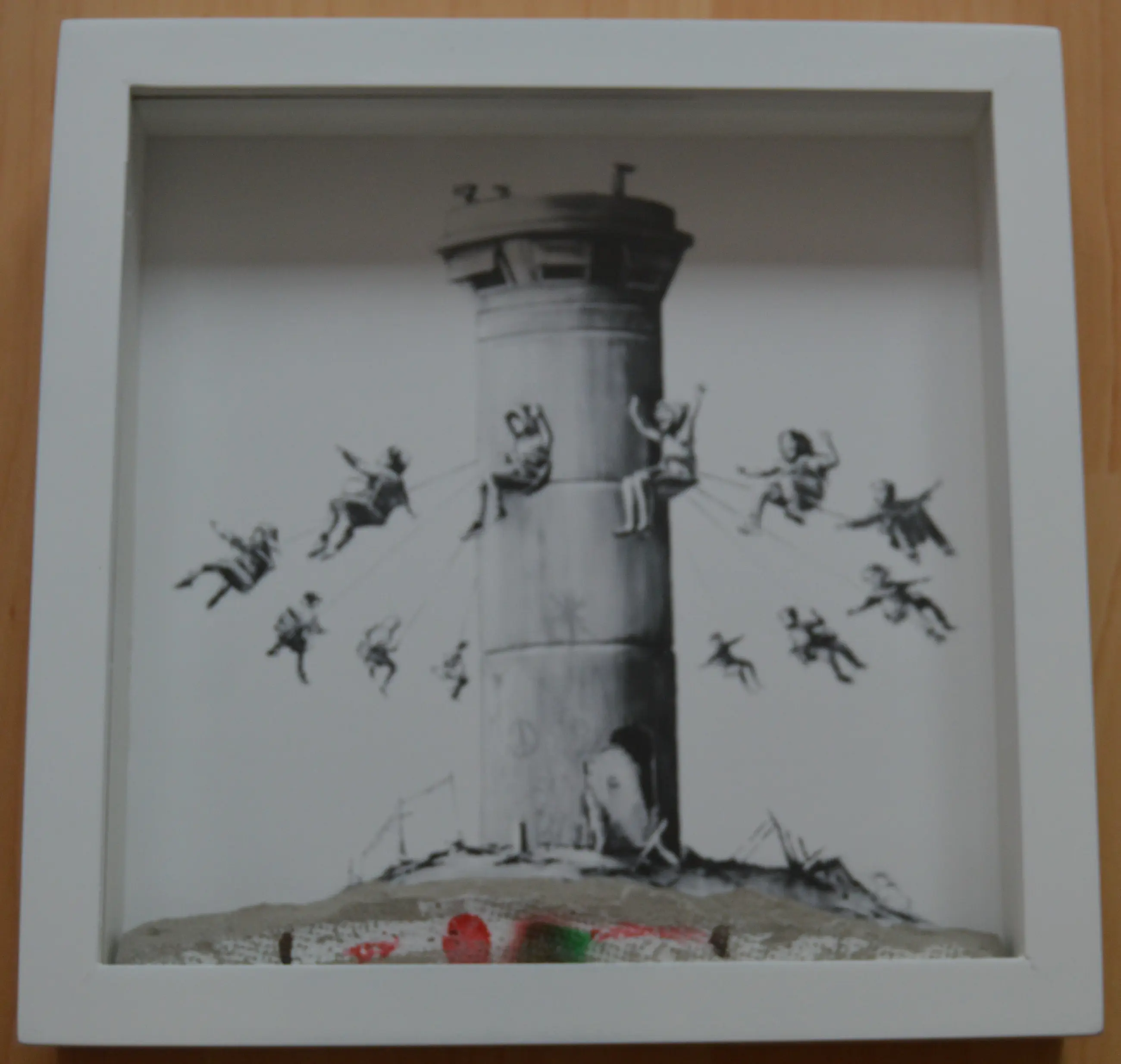 Banksy - Box Set from The Walled Off Hotel Verkocht | Kunstveiling.be