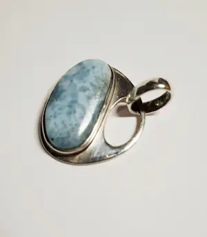 Nieuwe zilveren hanger met larimar kopen? Bied vanaf 40!
