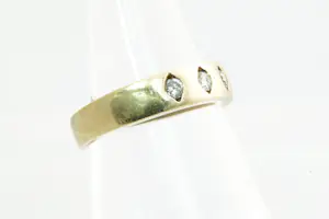 80 - Massieve 14krt geel-goud &  diamanten 3 steens ring ca. 0.15crt briljant kopen? Bied vanaf 300!