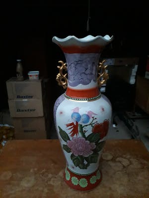 Niet of onleesbaar gesigneerd - kleurrijke chineze vaas kopen? Bied vanaf 1!