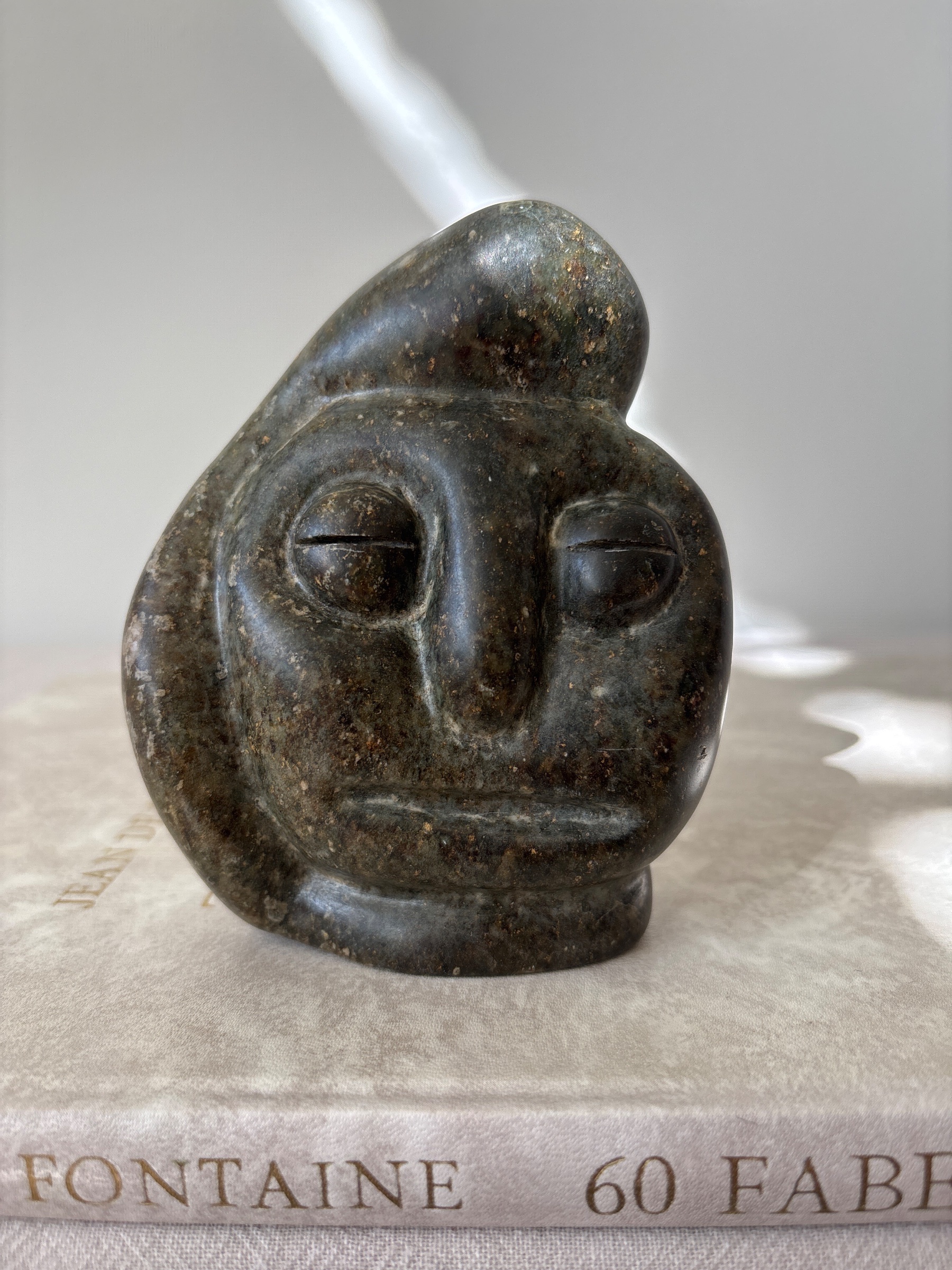 Fanizani Akuda - Handgesigneerd sculptuur van serpentijnsteen / Shona-kunst kopen? Bied vanaf 100!
