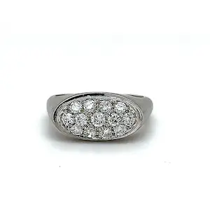 Massiver Weißgoldring in 18 Karat mit hochfeinen Brillanten pavé ausgefasst kopen? Bied vanaf 1100!