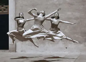 Imogen Cunningham - Three Dancers, Mills College, 1929 kopen? Bied vanaf 150!