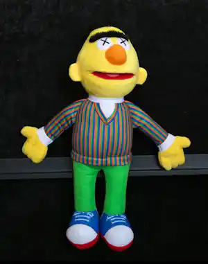 KAWS - Sesame Street, Plush Toy Bert Limited edition 2018. kopen? Bied vanaf 50!