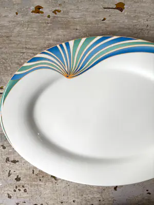 Villeroy en Boch - Villeroy & Boch Ovale serveerschaal uit de Lago-serie, Memphis Era, 1980 kopen? Bied vanaf 29!