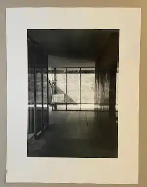 Günther Förg - Barcelona Pavillon verkocht voor € 500!