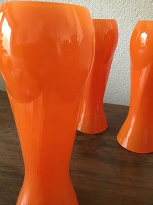 Niet of onleesbaar gesigneerd - 3 oranje vazen art deco kopen? Bied vanaf 1!