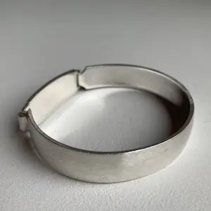 Zilver - Esprit zilveren armband - 925 - gemerkt - 37 gram kopen? Bied vanaf 93!