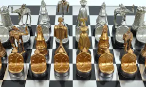 Salvador Dali - Surrealistisch schaakbord van Salvador Dali kopen? Bied vanaf 510!
