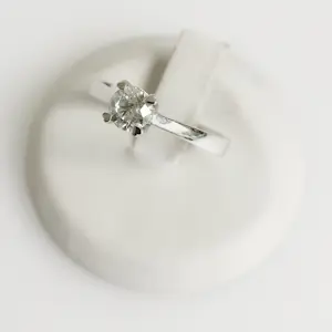 Diamanten ring kopen? Bied vanaf 950!