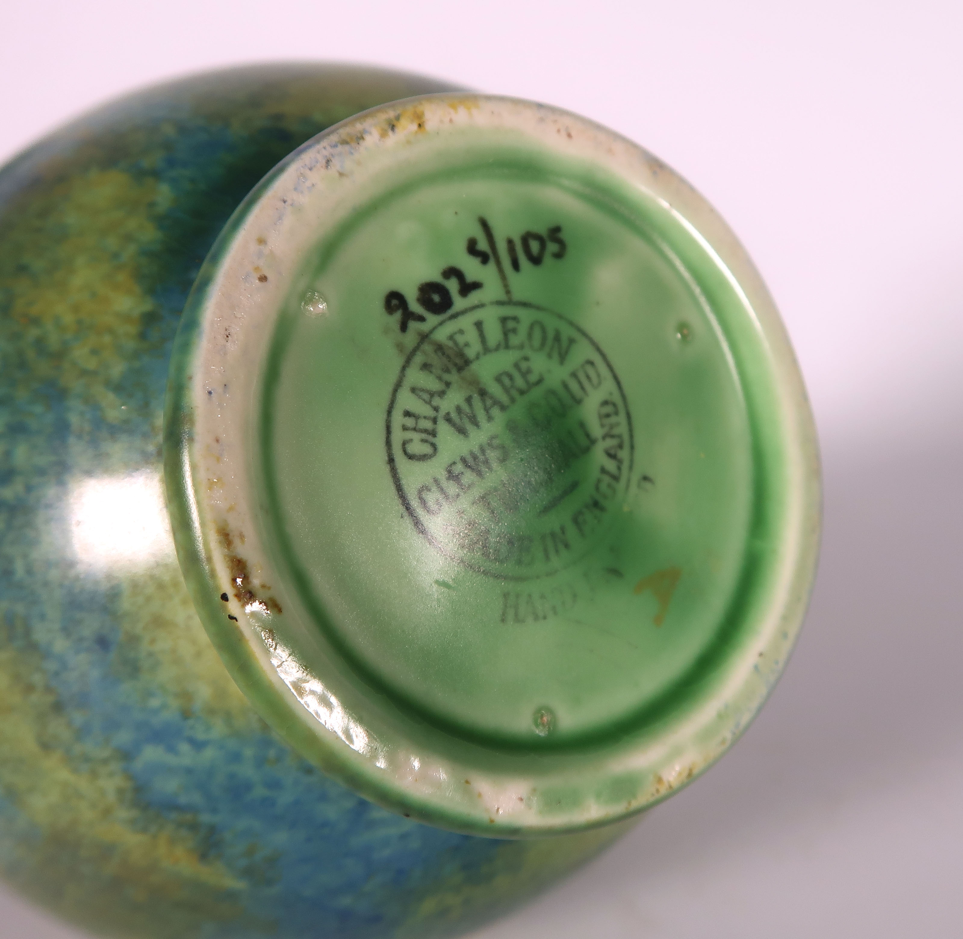 George Clews & Co. Ltd. - Aardewerk, ''Chameleon Ware'' vaas kopen? Bied vanaf 20!