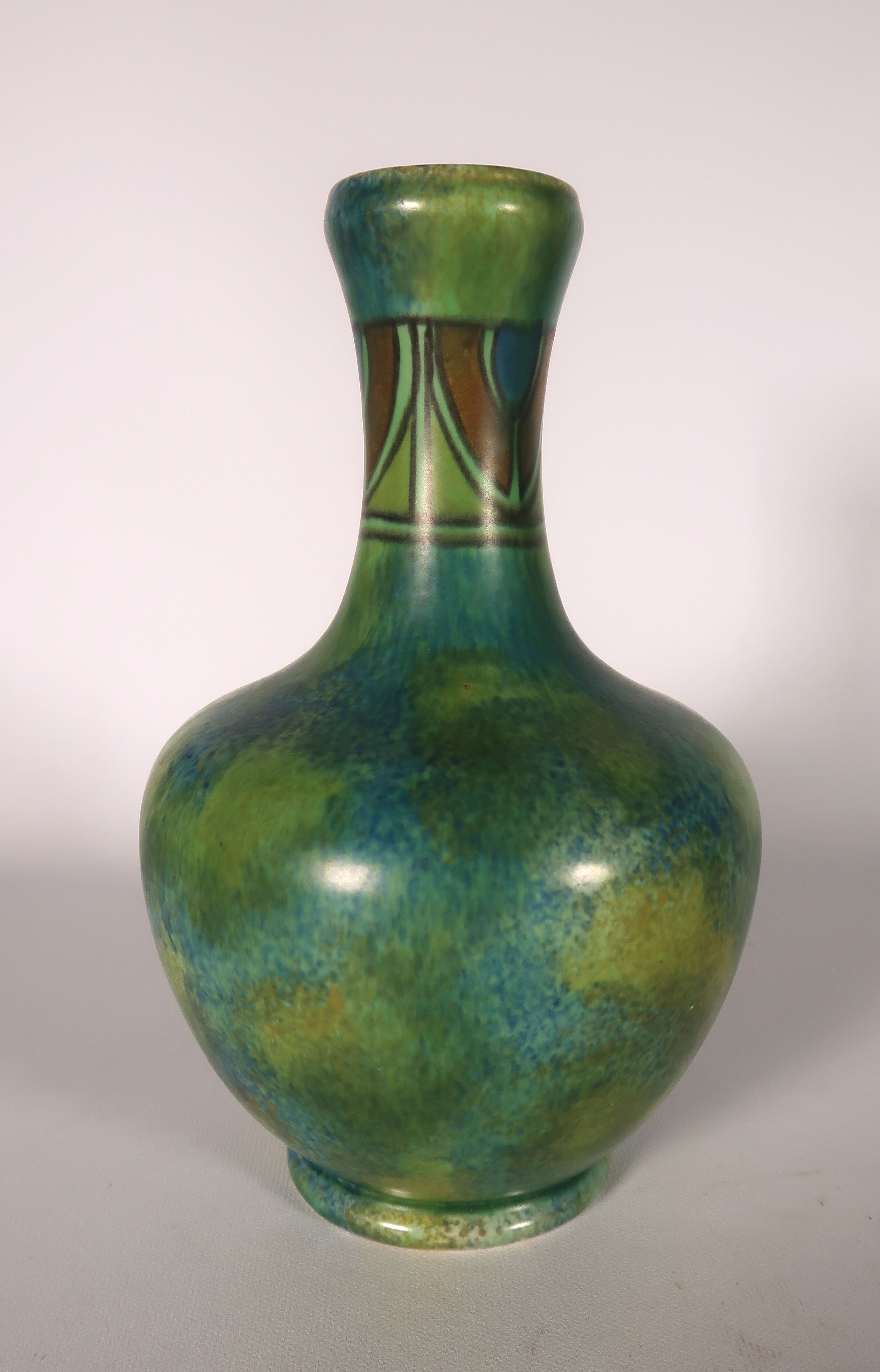 George Clews & Co. Ltd. - Aardewerk, ''Chameleon Ware'' vaas kopen? Bied vanaf 20!