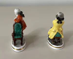 Augarten Wien - Twee antieke porseleinen miniatuurfiguren kopen? Bied vanaf 20!