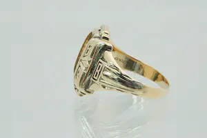 81- Mooi bewerkte, rechthoekige 10krt BWGG USA Salisbury Elk Lick ring kopen? Bied vanaf 400!