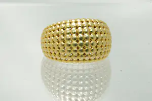 32 - 18 karaats geelgouden holle fantasie ring kopen? Bied vanaf 520!