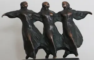 Eric Claus - Bronzen sculptuur op sokkel: 3 heksen kopen? Bied vanaf 199!