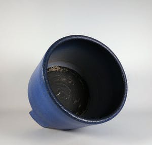 Potterij Zaalberg - Aardewerk, Lot van vier bloempotten voor Acorus Den Haag (Groot) kopen? Bied vanaf 40!