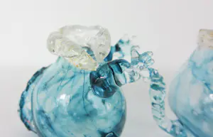 Yvon Trossèl - Twee glazen blauwe muisjes kopen? Bied vanaf 70!