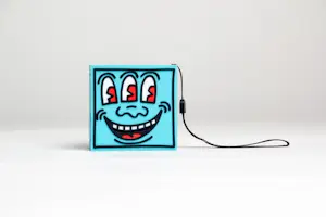 Keith Haring - ToyQube - 4" SoundQube (Blue) kopen? Bied vanaf 130!