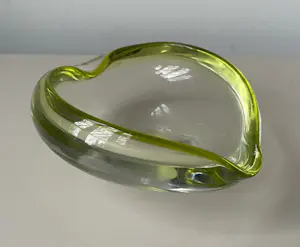 Niet of onleesbaar gesigneerd - Murano - Vintage Hartvormige Glazen Asbak kopen? Bied vanaf 10!
