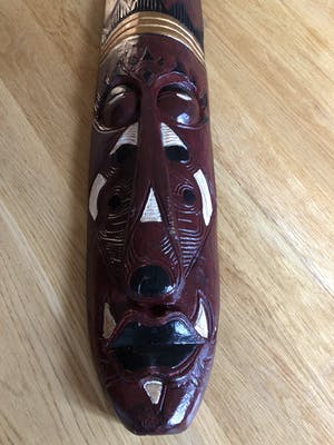 Niet of onleesbaar gesigneerd - Zeer groot (1 meter lang!) en expressief Afrikaans masker kopen? Bied vanaf 1!