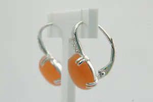24- Exclusieve set 14Krt wit goud & diamanten oorstekers kopen? Bied vanaf 250!