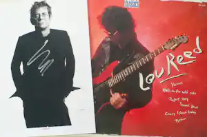 Lou Reed - LP pop classics & Gesigneerde foto van Lou Reed verkocht voor € 60!