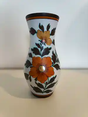 Plateelbakkerij Flora - Keramiek Vaasje verkocht voor € 1!