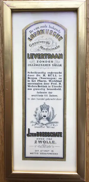 Niet of onleesbaar gesigneerd - Zeefdruk etiket Lofodinsche Levertraan, ingelijst kopen? Bied vanaf 1!