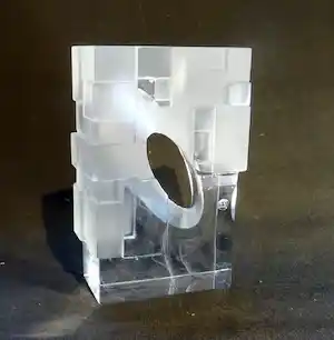 Novy Bor - Han de Kluijver Glaskunstbeurs jaarobject verkocht voor € 100!