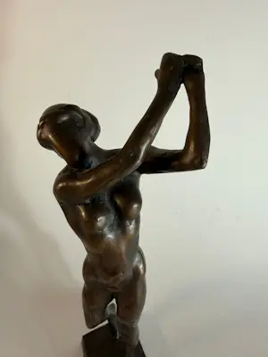 Kees Verkade - Bronzen sculptuur:vrouwelijk naakt kopen? Bied vanaf 1699!