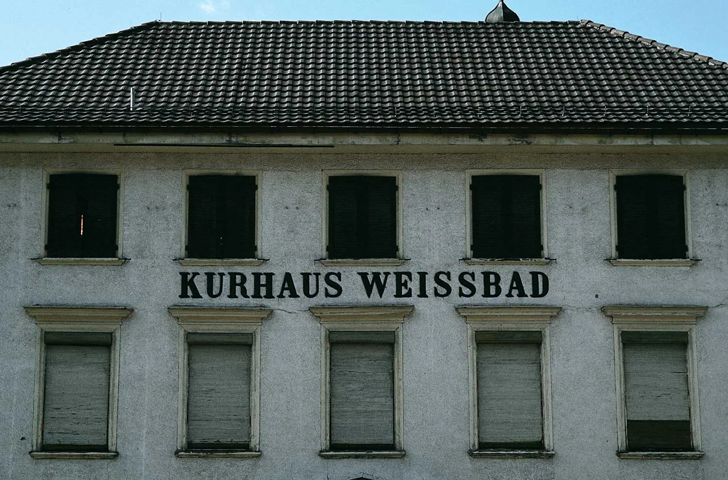 Roman Signer (1938)