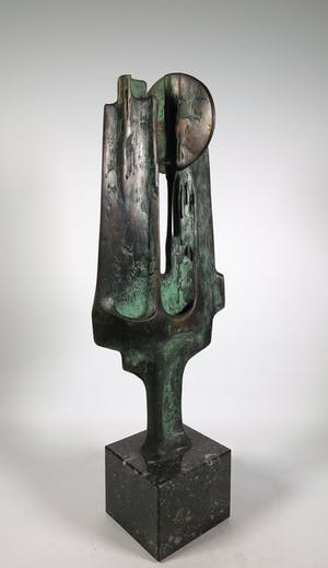 Wim Rijvers - Brons en hardsteen, Zonder titel kopen? Bied vanaf 850!