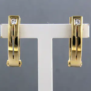18k geel gouden oorbellen bezet met briljant geslepen diamant 0.06 ct kopen? Bied vanaf 360!