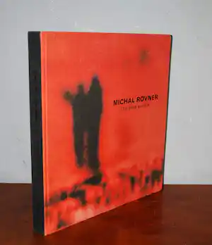 Michal Rovner - the Space between - hardcover 2002 - Whitney Museum New York kopen? Bied vanaf 125!
