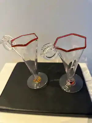 Borek Sipek - 2 decoratieve Sierglaasjes verkocht voor € 50!