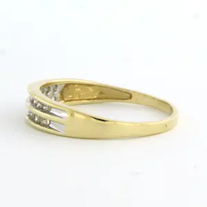 14k bicolour gouden ring bezet met briljant geslepen diamant 0.16 karaat kopen? Bied vanaf 190!