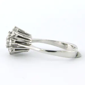 18k witgouden entourage ring bezet met briljant geslepen diamanten tot. 0,65ct kopen? Bied vanaf 550!