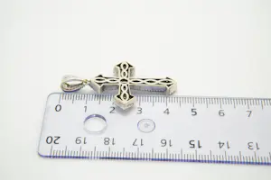 25 -18Krt wit-goud & ca.1.50ct princess en briljanten diamanten kruis hanger kopen? Bied vanaf 850!