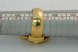 18 - Grote & zware (30gr) Surinaamse 18 Krt geelgouden heren mattenklopper ring kopen? Bied vanaf 1360!