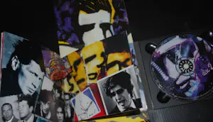 Herman Brood - Ik, de pianoman - zeefdruk -&- dubbel-CD met boekje kopen? Bied vanaf 50!
